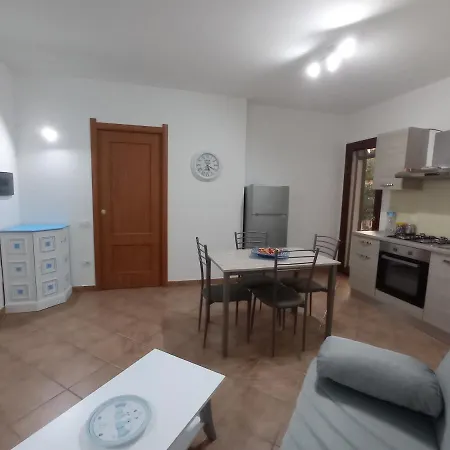 Holiday home Trilocale A Un Km Dal Mare *